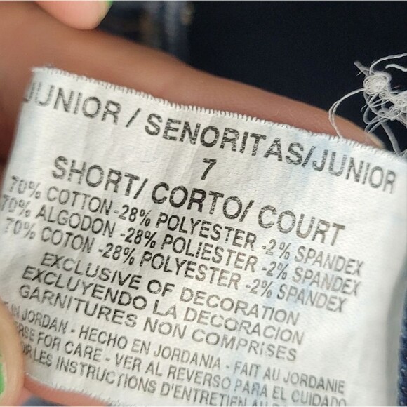 L.E.I. Sophia hipster flare blue factory fading jeans size 7 shirt - Picture 4 of 9